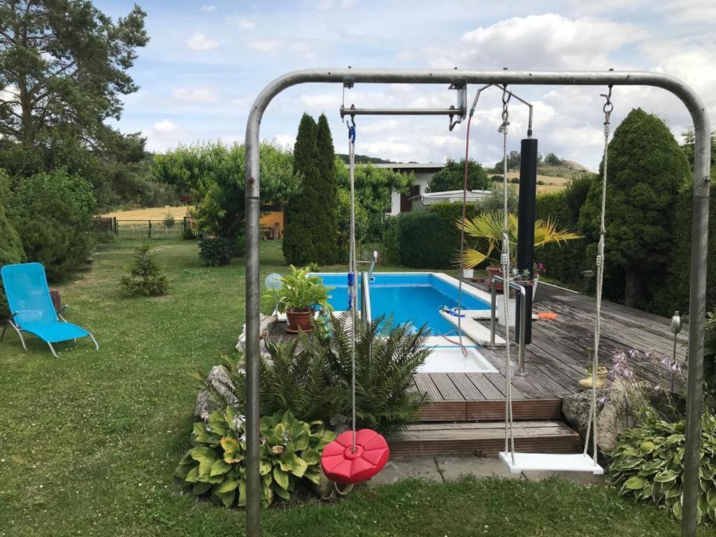 Ferienwohnung Krause Oben Steinthaleben Luaran gambar